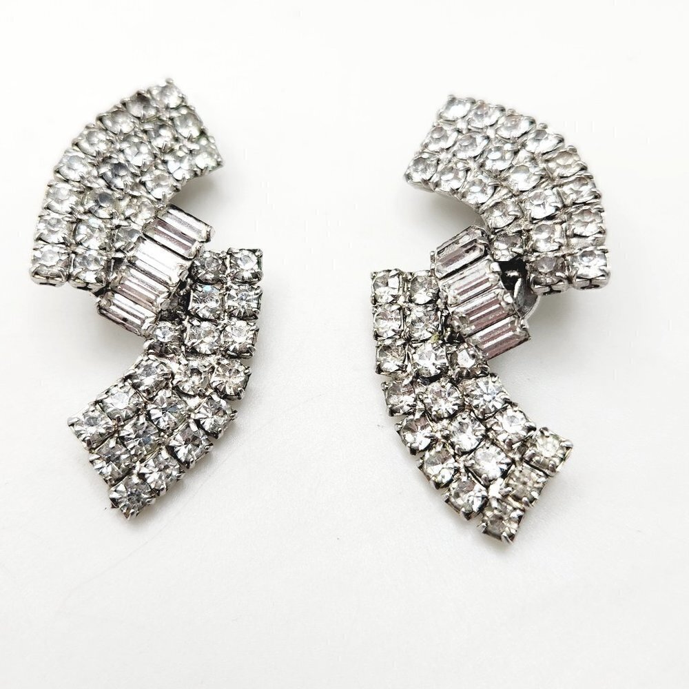 Vintage Clear Crystal Rhinestone Bow Knot Silver Tone Art Deco Clip On Earrings